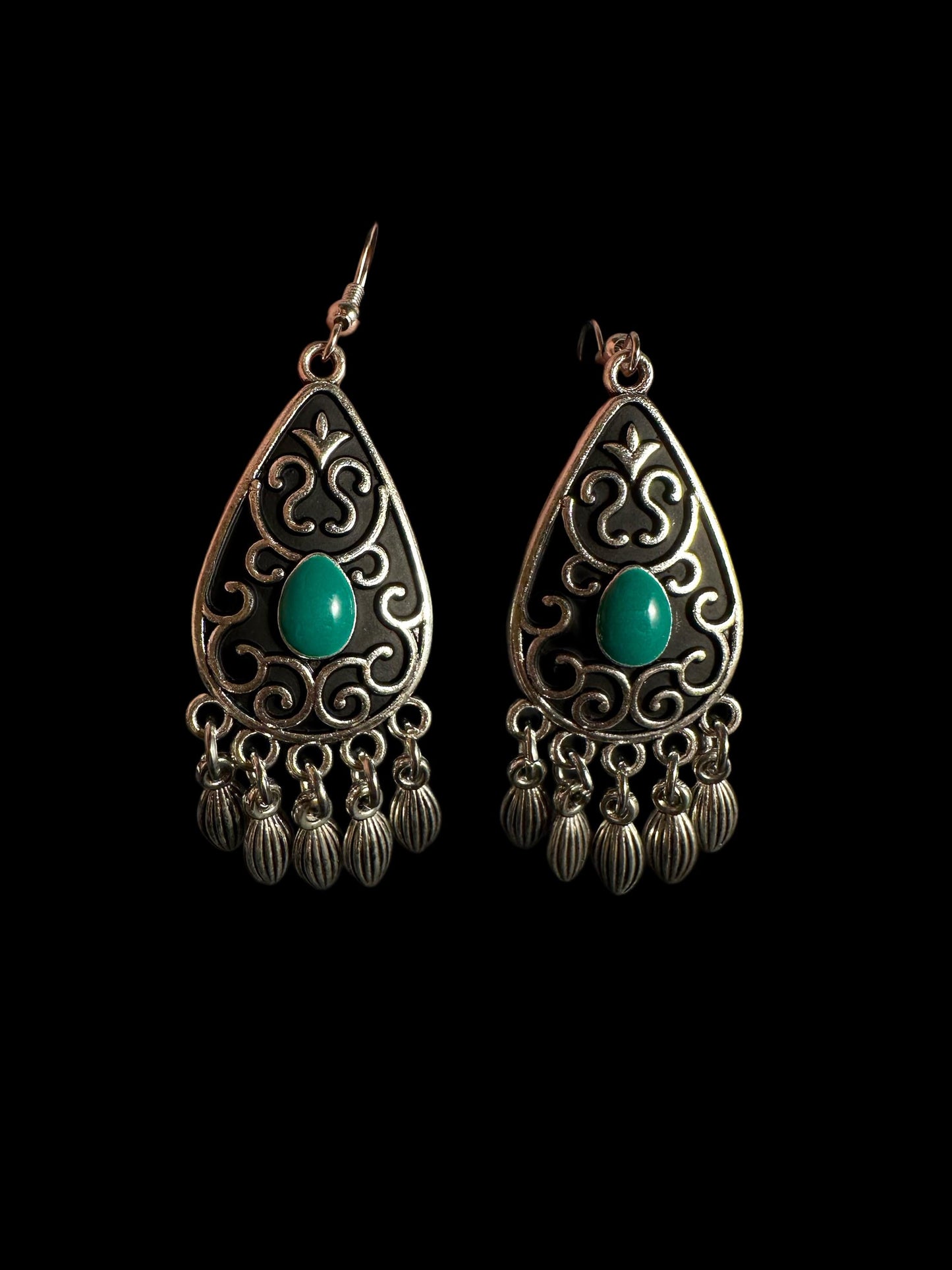 Earrings Green (Central Asia)