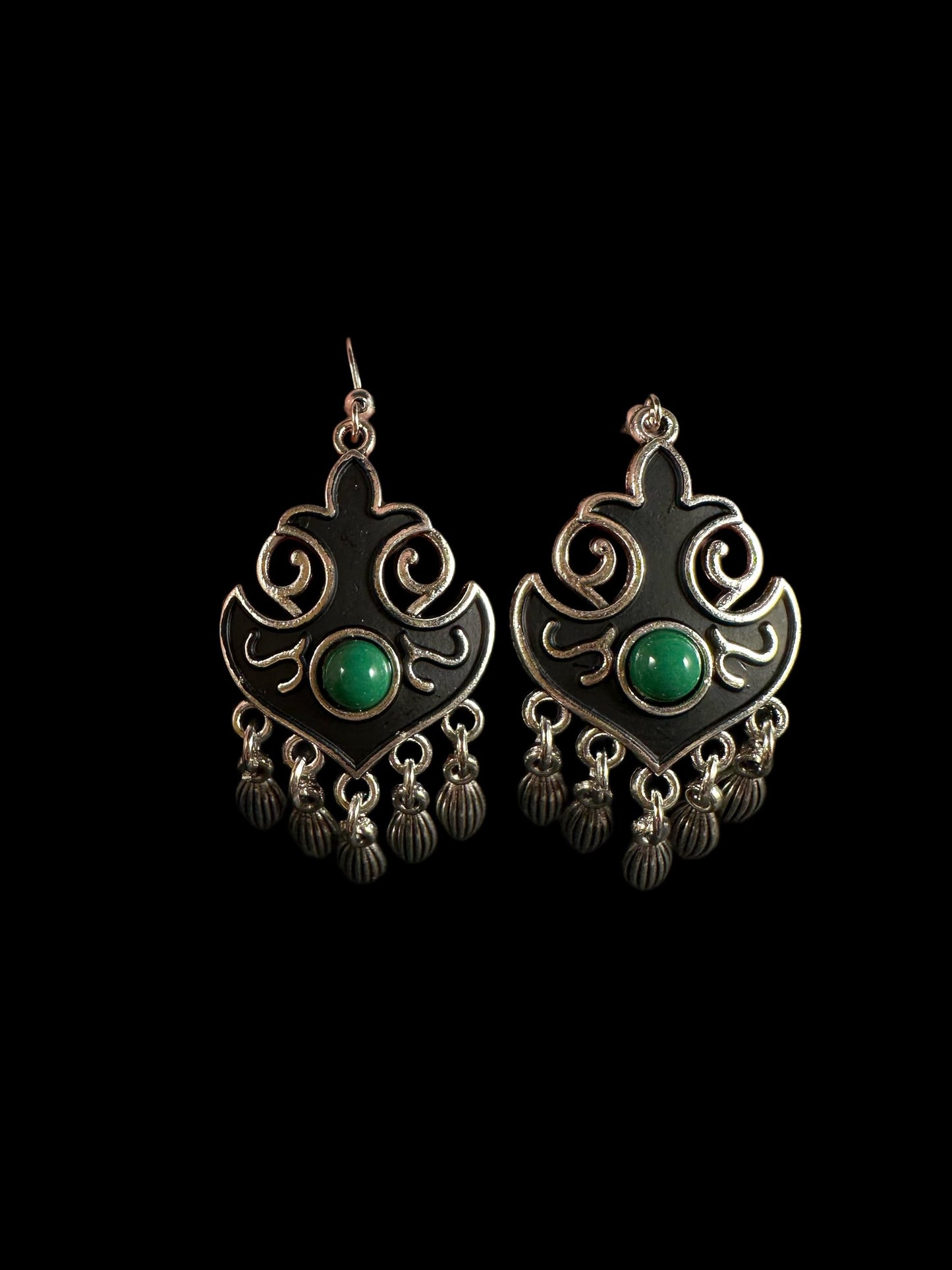 Earrings Green (Central Asia)